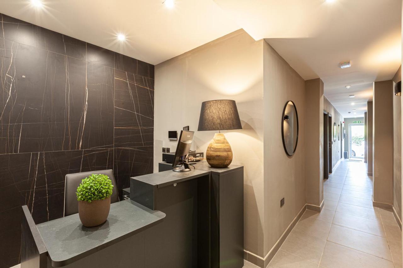 Charming,Comfortable And Centrally Located Group Accomodation グジラ エクステリア 写真